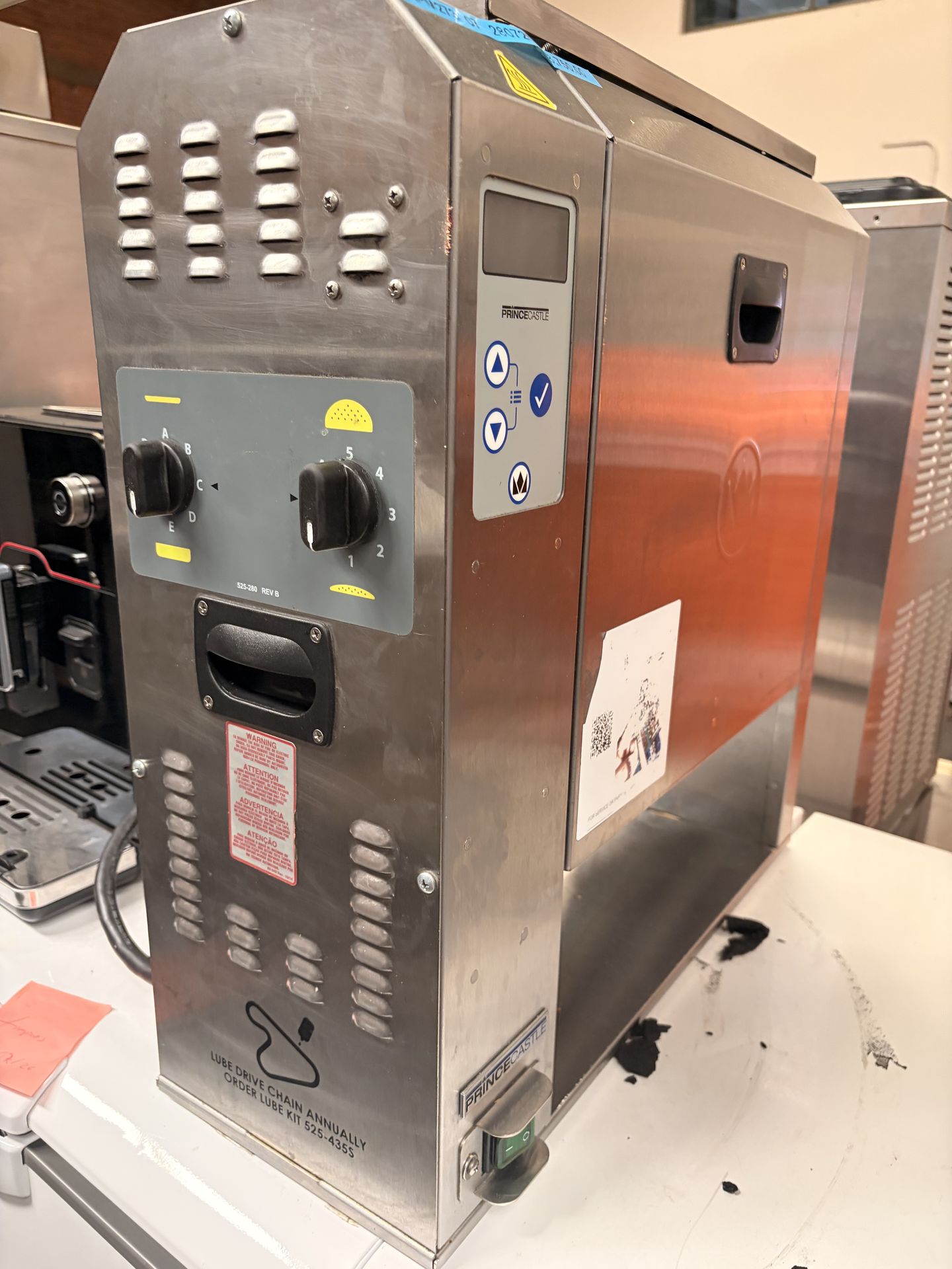 Prince Castle Tostador de Pan 220V DCFT-BKNA Seminuevo