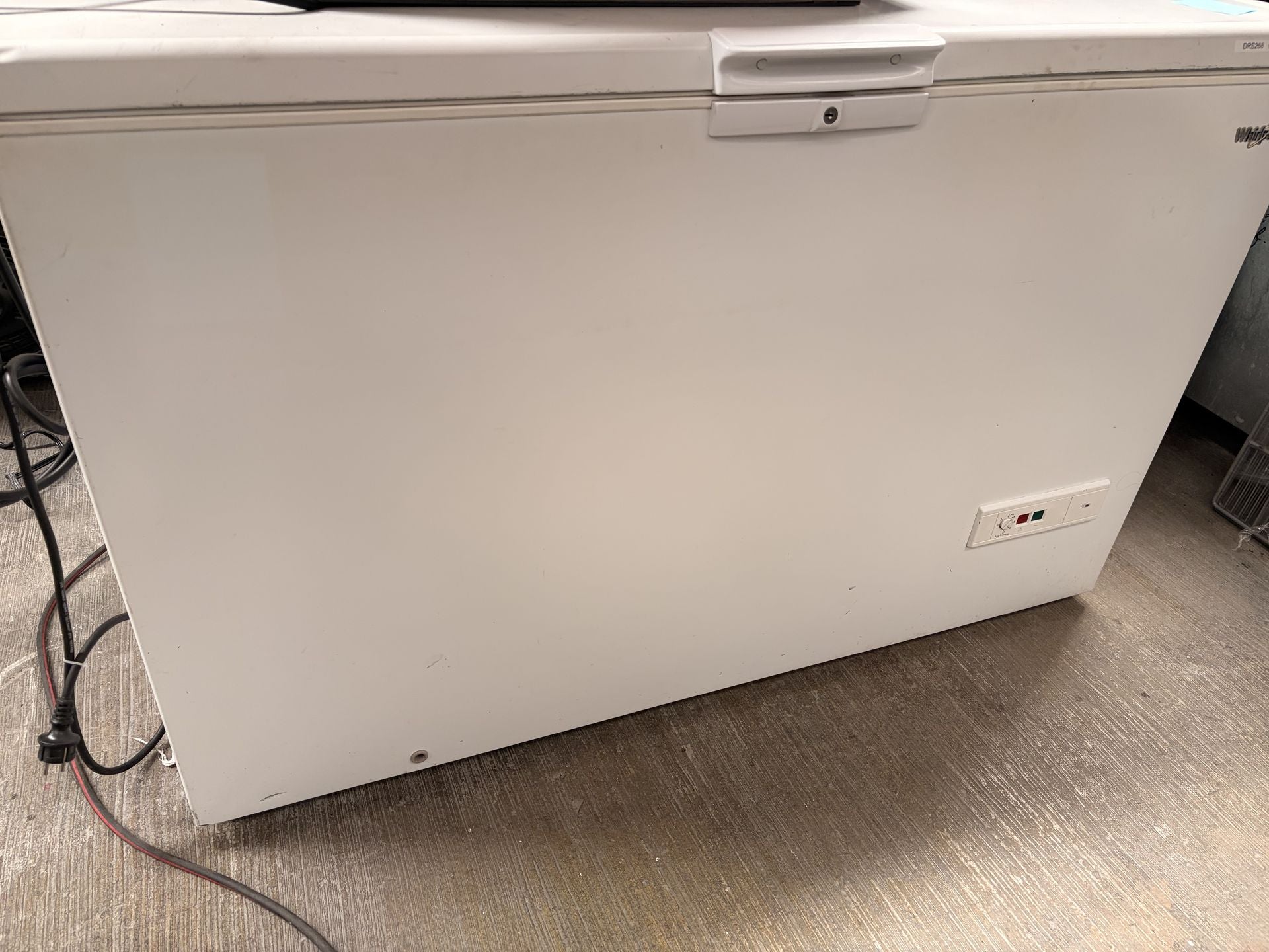 Whirlpool Congelador Horizontal 11 Pies 115V WCF2111Q Seminuevo