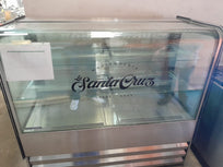 Masser Vitrina Pastelera Cristal Curvo RHNVCT-1500-FGC Seminuevo