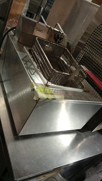 Sanson Freidora de Mesa Eléctrica 4 L, 1 Canastilla Minifryx 120V Seminuevo