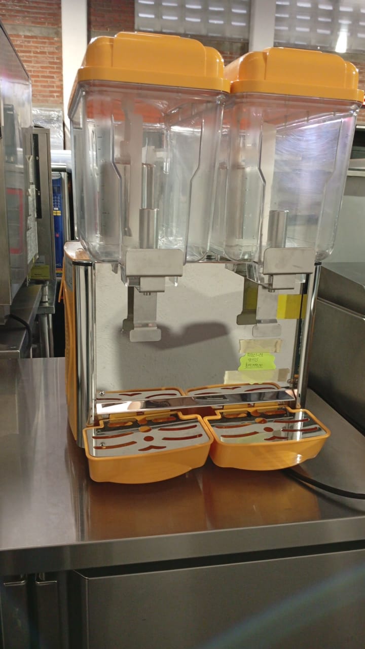 Saro Dispensador de Bebidas Frías Corolla 2G 110V Seminuevo