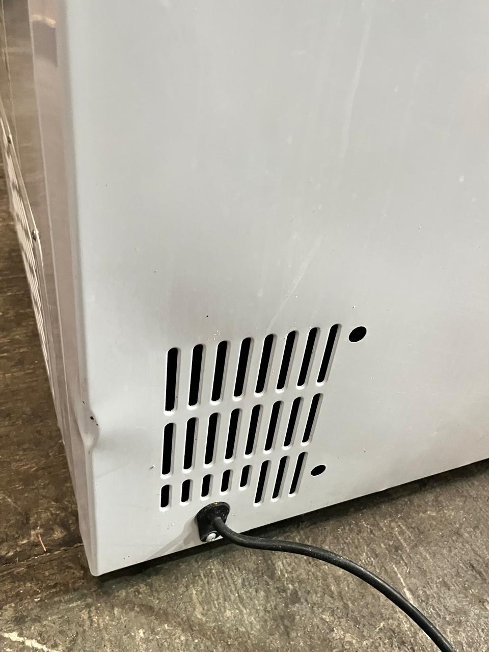 Danby Congelador Horizontal 10' DCF100A5XWDB Seminuevo