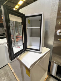 Imbera Refrigerador Comercial Vertical  1 Puerta VR-1.5 C Seminuevo