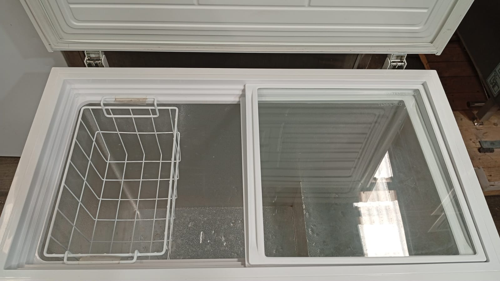 Hisense Congelador Horizontal 250 Litros FC88D6BWX1 110V Seminuevo