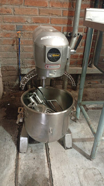 Rhino Batidora Planetaria 30L BATI-30 127V Seminuevo