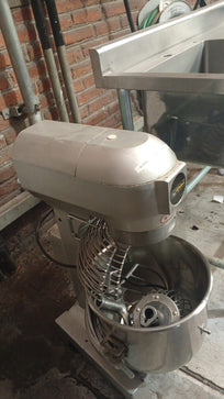 Rhino Batidora Planetaria 30L BATI-30 127V Seminuevo