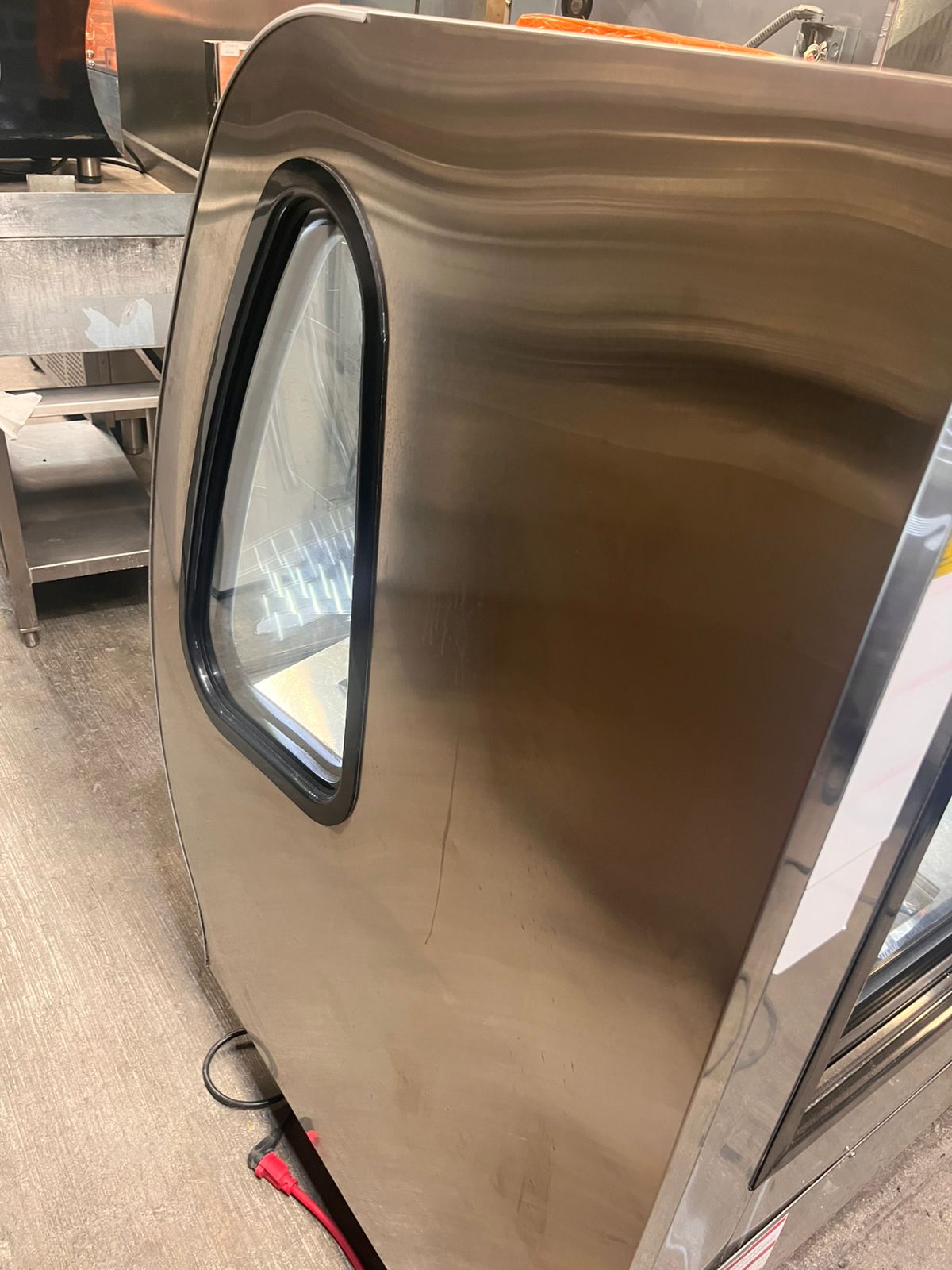 Torrey Vitrina Refrigerada Cristal Curvo DRD5 120V Seminuevo