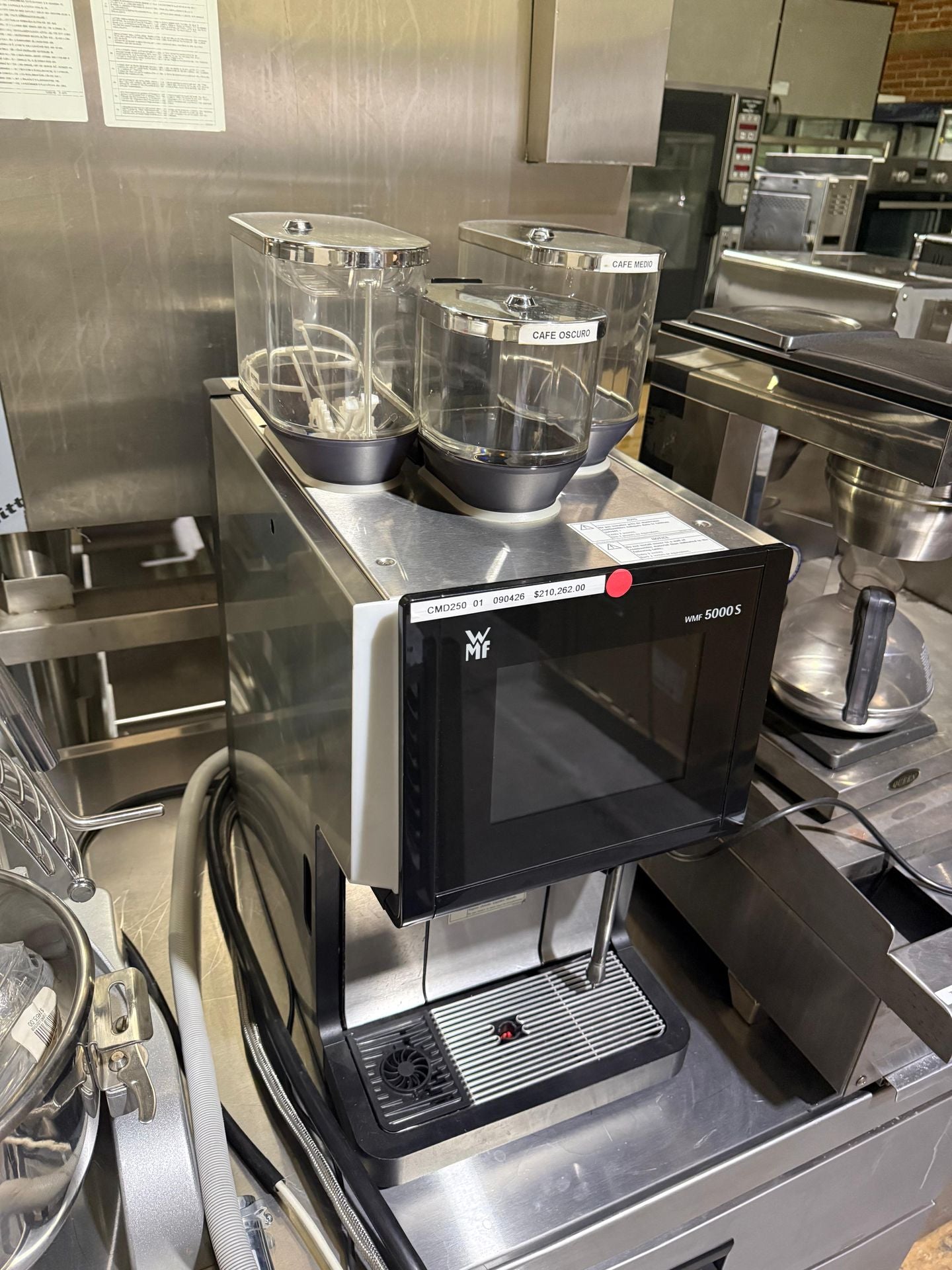 WMF Cafetera Superautomática 5000 S 220V Seminuevo