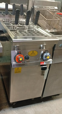 Arcobaleno Cocedora de Pasta a gas natural 40 Litros APCG35 Seminuevo