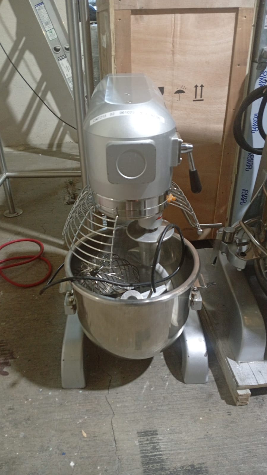 Torrey Batidora Eléctrica con Tazón de 20L BTO-20 Seminuevo