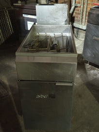 Asber Freidora a gas 1 tina 3 quemadores AEF-4050-S-E Seminuevo