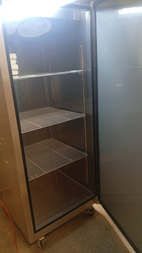 Sobrinox Refrigerador Vertical de 1 Puerta Sólida RVS-24-1S 115V Seminuevo